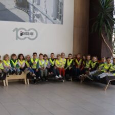 584572285_1302031921937361_5660280900252301391_n