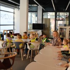 584901817_1302032511937302_2749804482467700308_n