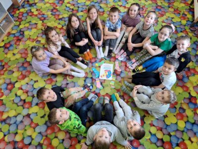 DZIEŃ KOLOROWEJ SKARPETKI 🧦